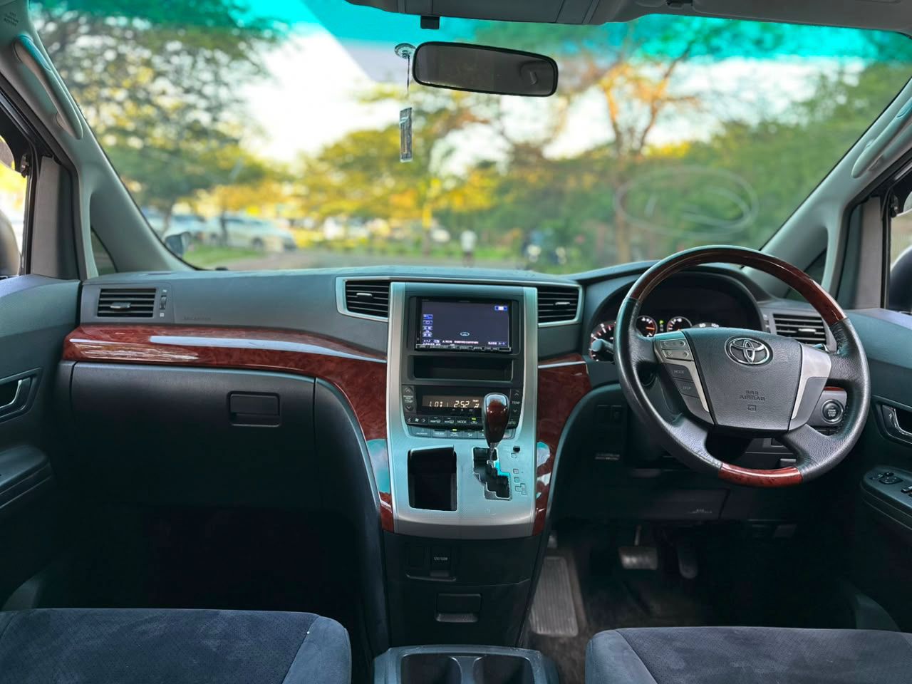 VELLIFIER thumbnail 4